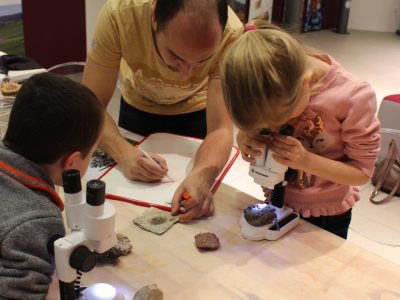 atelier-géologie-enfant-périscolaire